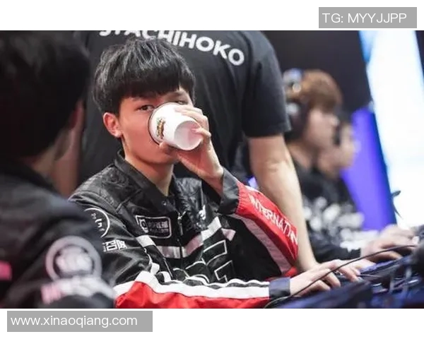 EDG在英雄联盟团队协作排名中创新高展现强大实力与默契配合